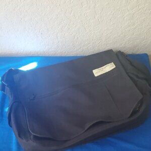 VTG Structure Black messenger bag